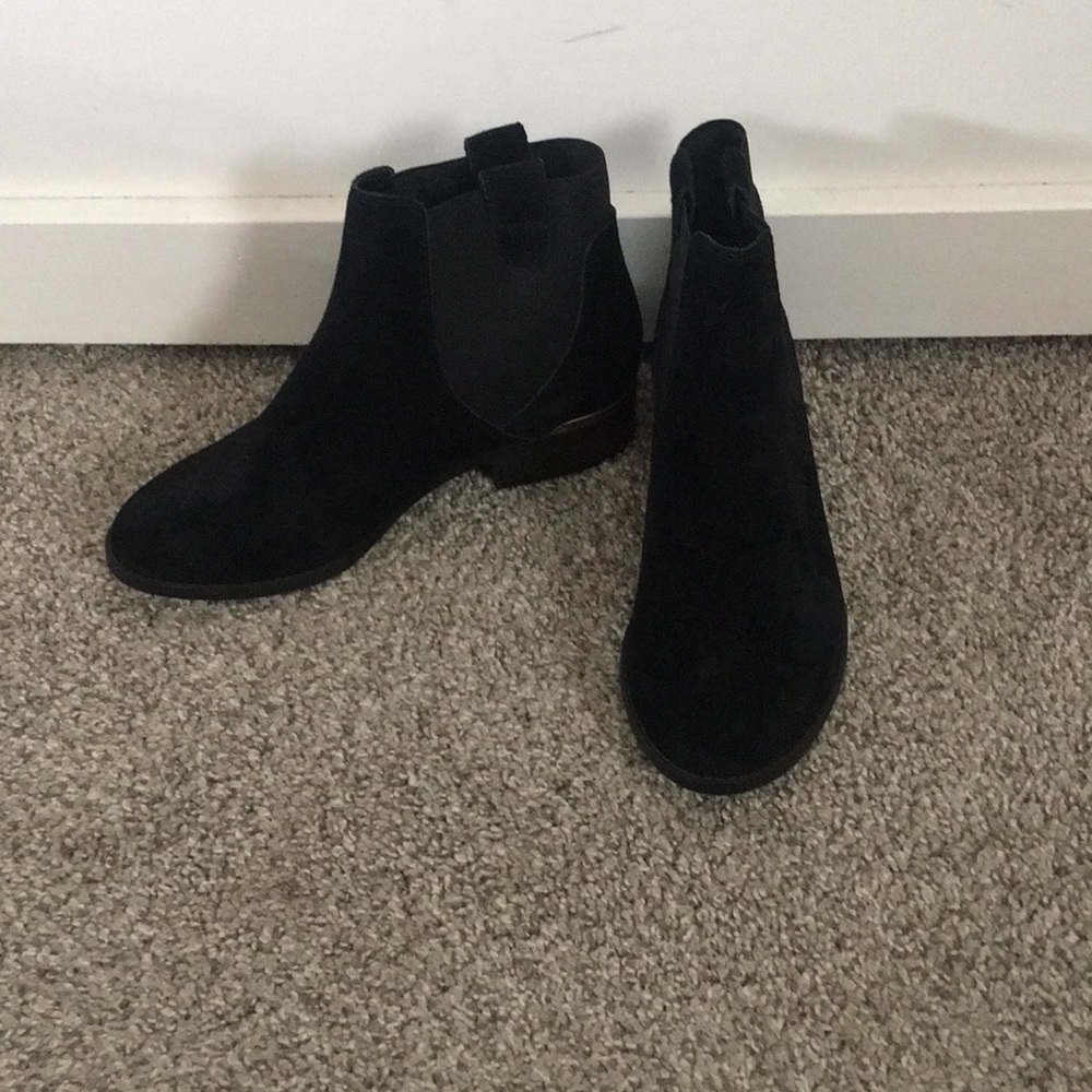 Black Boots